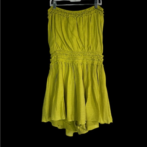Vibrant Green Strapless Romper - Picture 5 of 5